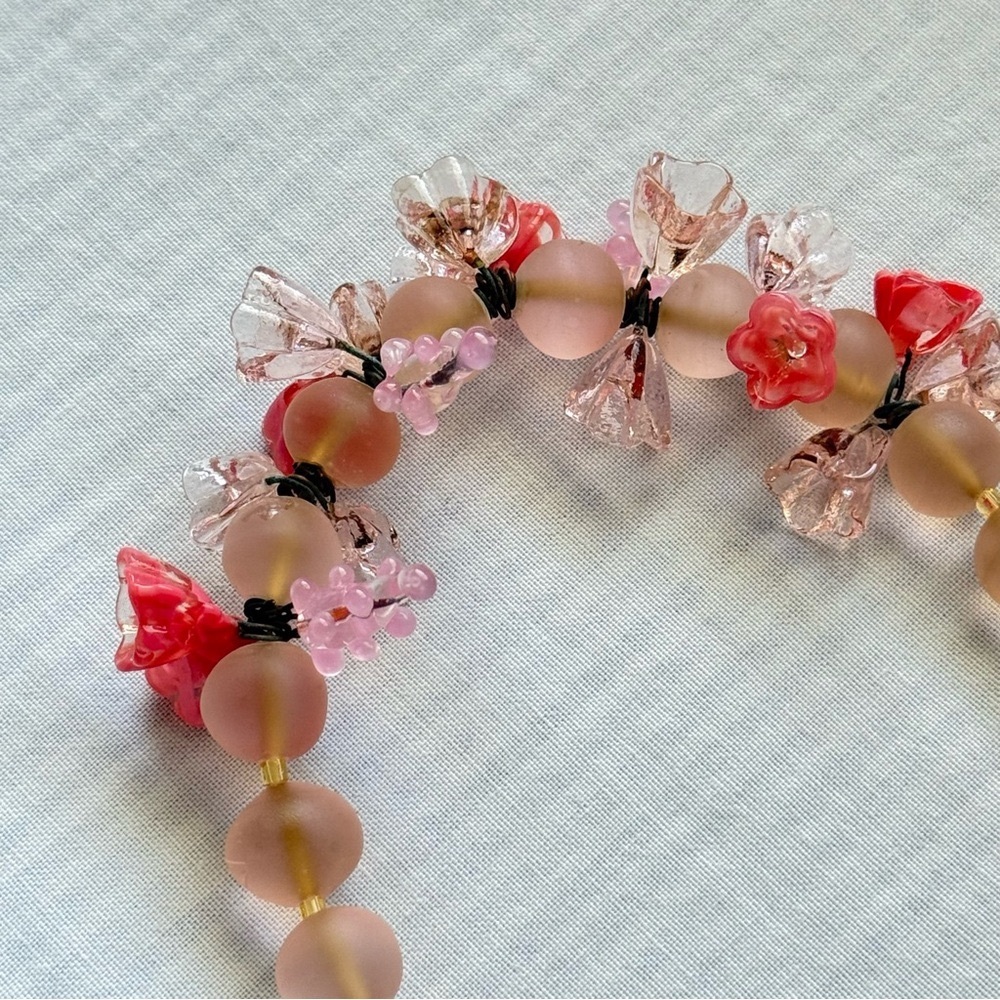 French Pink Floral Glass Beaded Necklace - Vintage 1980s - Picture 6 of 10